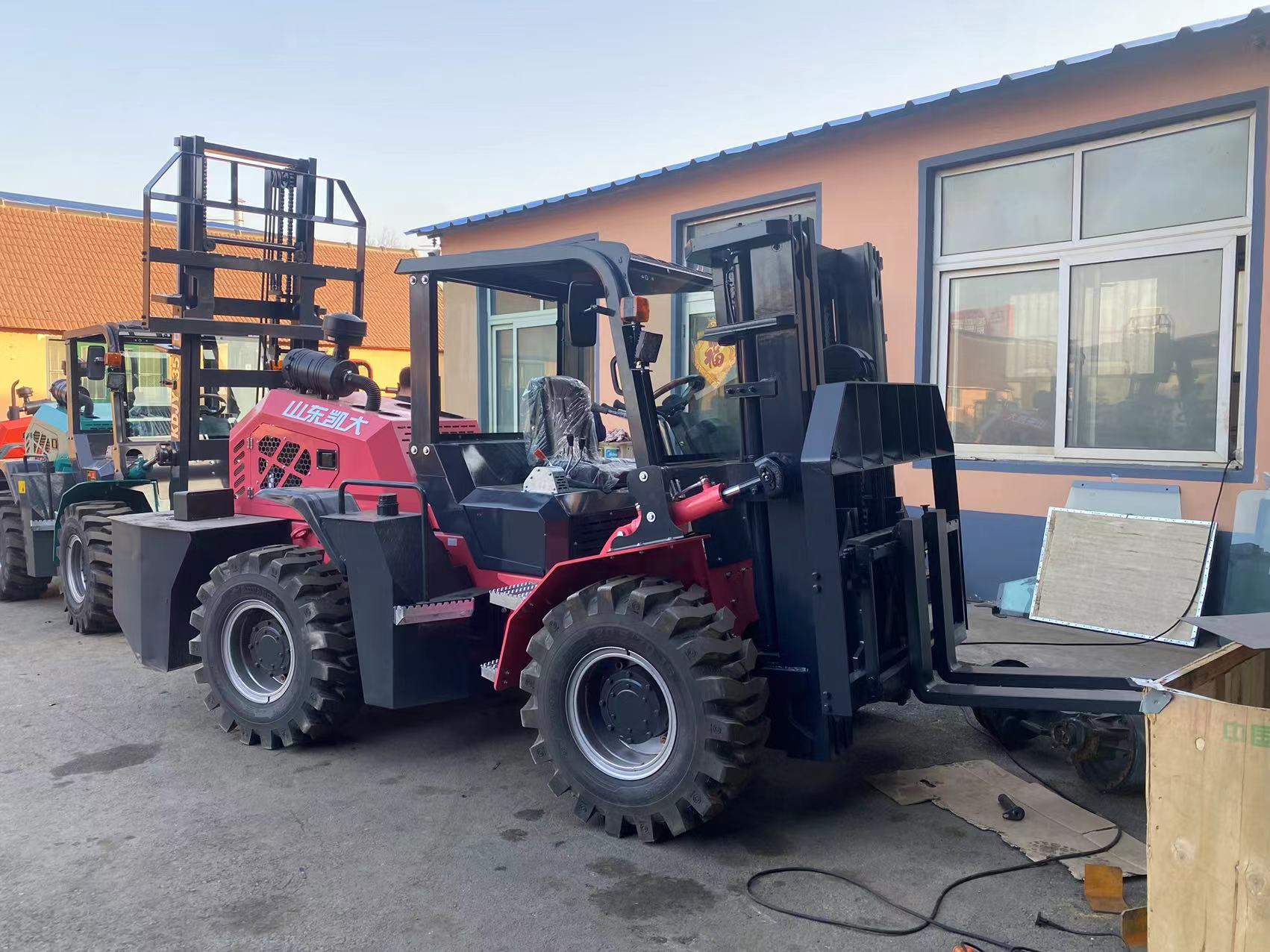 2025耐用的山路四驱越野叉车加工厂家排行榜单:常见故障自行排查，简单问题快速解决